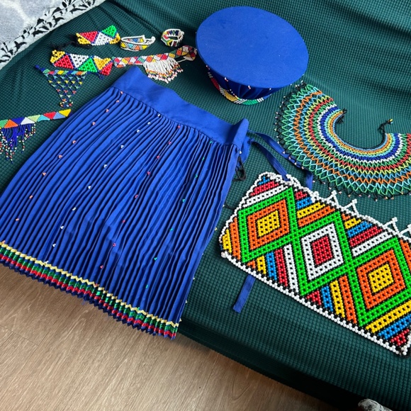 Hand Made South African Wedding Dresses - Picture 2 of 7